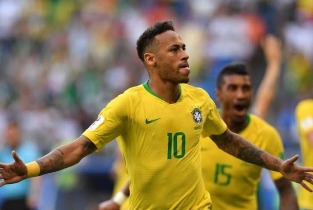 Neymar brilha contra o México e Brasil se classifica às quartas de final da Copa