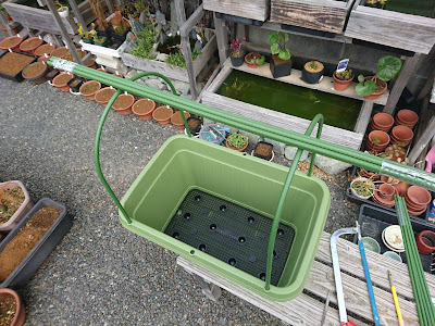 メダカをプランターで育てる 園芸用のプランターで飼育に最適な環境を目指す メダカの大工