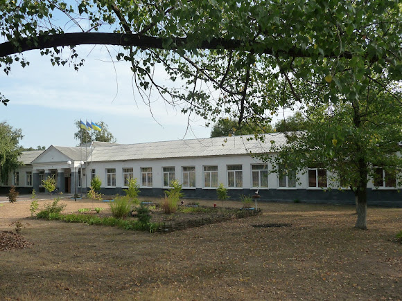 Авдеевка. Школа № 4 после ремонта
