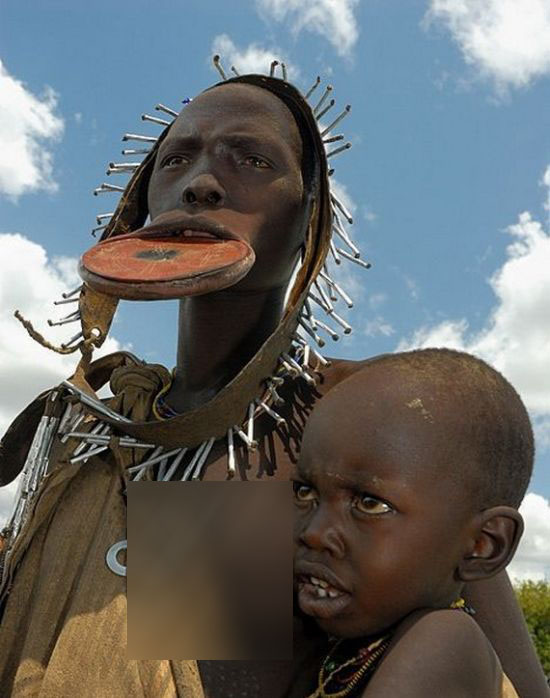 Lip Plates on Mursi Tribes