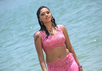 Actress Sunaina Wet Stills