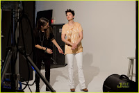 Ginnifer Goodwin and Penn Badgley: H&M Fashion Against AIDS!