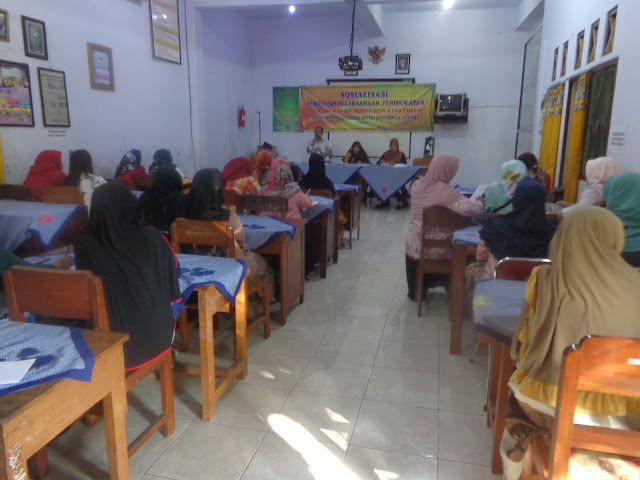 RAPAT PERSIAPAN IDUL QURBAN BERSAMA PAGUYUBAN KELAS DAN DEWAN GURU