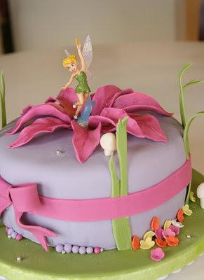 Monkey Birthday Cake on Make Me Studio  Tinkerbell Cake