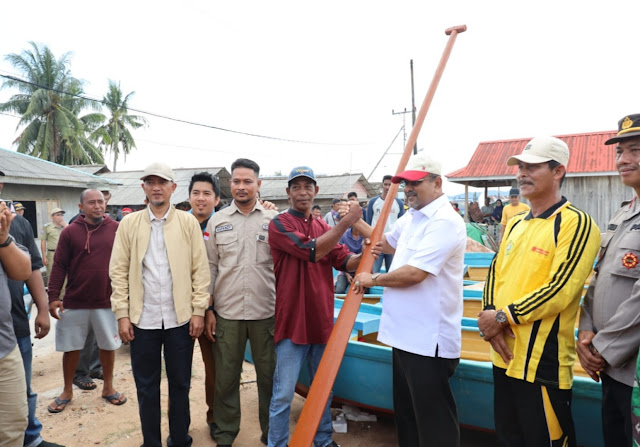 Bupati Karimun Paparkan Sejumlah Rencana Pembangunan Saat Kunker di Kecamatan Moro