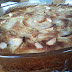 Bolo molhado de maçã e caramelo