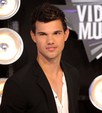 Taylor Lautner 2011 MTV Video Music Awards