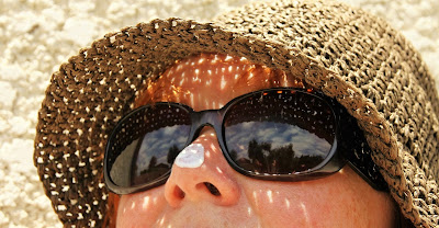 sunscreen-somethinc-untuk-menemani-liburan