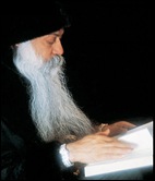 osho_reading