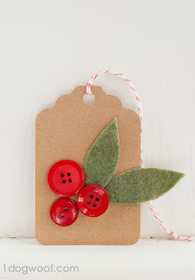 http://www.1dogwoof.com/homemade-christmas-gift-tags-day-4-holly-sprigs/
