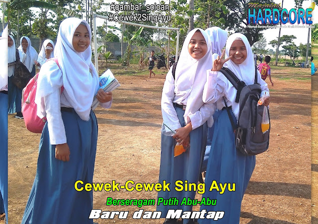 Gambar Siswa-Siswi SMA Negeri 1 Ngrambe (Cover Putih Abu-Abu) - Buku Album Gambar Soloan edisi 4