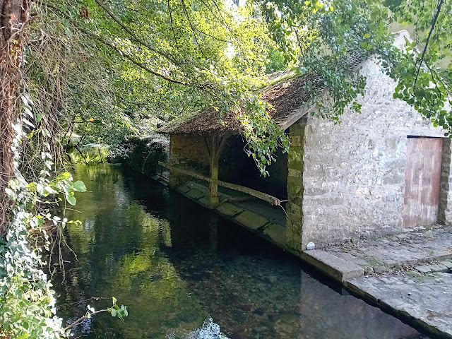 2023 - [CR] Mission Brigade de la Chocolatine IDF, de la Seine à la Loire, jour 1. Mardi 22 août 2023 20230822_181213