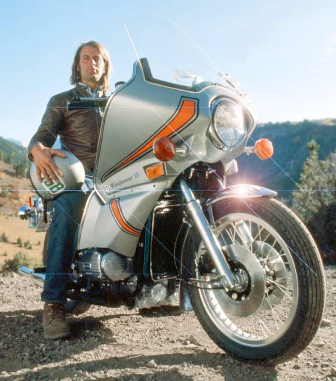 Craig Vetter time-travels back to 1975 from the future (1999) on board a Winjammer III equipped Honda GL1000 Goldwing Time-Machine