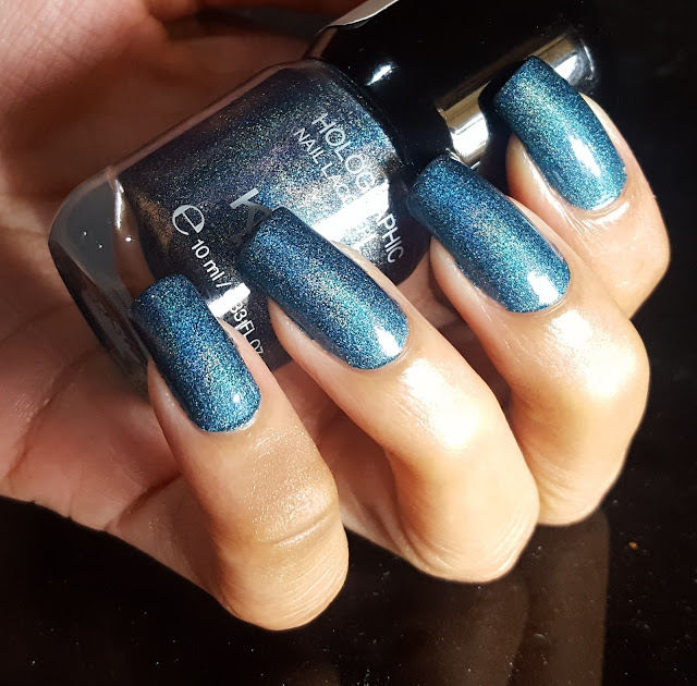 Kiko Holographic Nail Lacquer 05 Starry Blue Swatch & Review