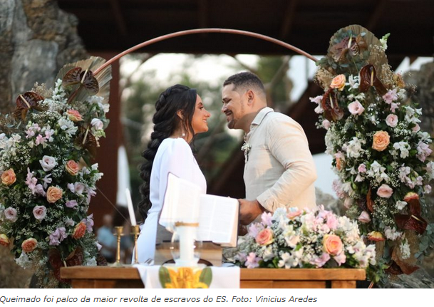 No último sábado (19), Charle Nunes, secretário-adjunto de agricultura da Serra, casou-se no estilo elopement wedding com a arquiteta Jade Sodré.