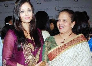 Exclusive collection of Aishwaraya Rai with here mother Vrinda Rai