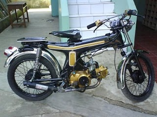 KOREK KOREK MOTOR: Si Honda "JADUL" yang terbengkalai.