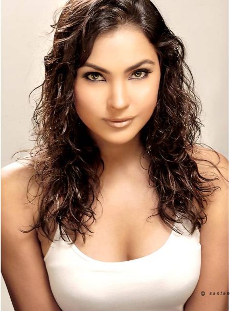 Bollywood Actress: Lara Dutta