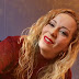 Entrevista | Anneke Van Giersbergen (Vuur) : "La energía que compartimos con el público me hace muy felíz"