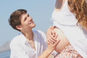 كيف تعرف ان زوجتك حامل ؟ woman pregnant