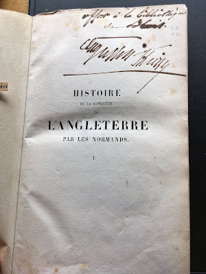 Signed copy of l'Histoire de la conquête (Bibliothèque Abbé Grégoire)