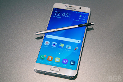 Bút cảm ứng S Pen trên Note 5 thiết kế dài và đẹp hơn