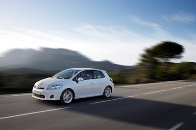 2011 Toyota Auris Hybrid Photo