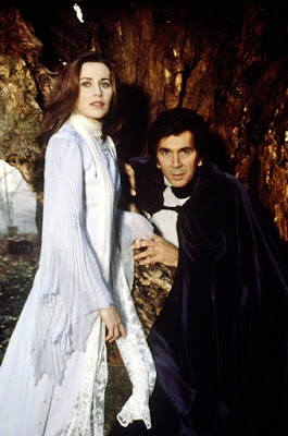 Dracula 1979 Frank Langella Kate Nelligan Image 2