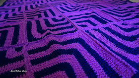 free crochet illusion granny square throw pattern