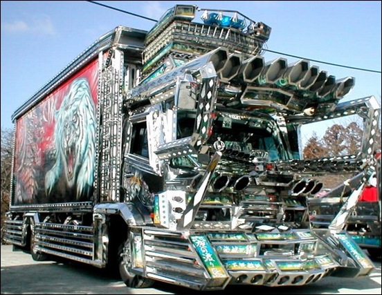 Dekotora...Japanese mad custom truck modding01