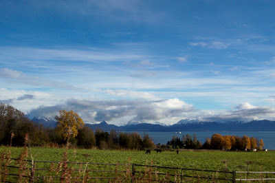 Old homesteads and small farms define East End Road