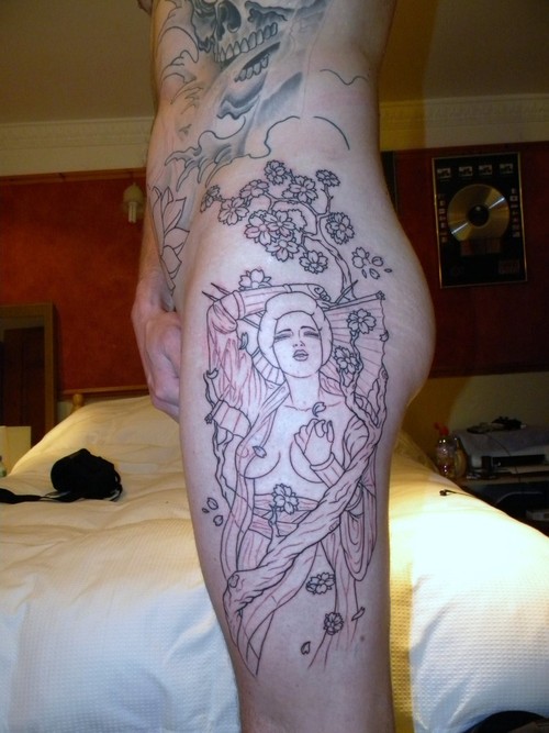 Geisha Tattoo outline Posted by xhe arts at 630 AM