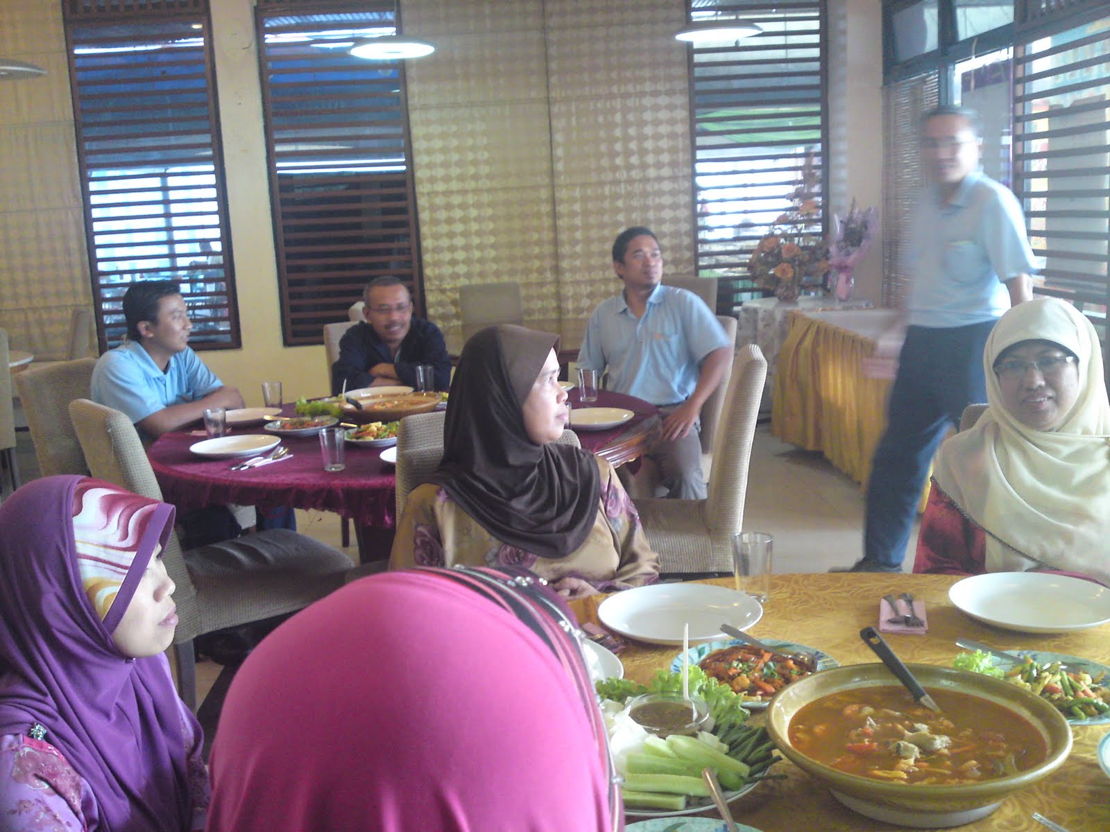 DARI DAPUR ORANG KAMPUNG FAREWELLL UNTUK AKU DARI DAPUR ORANG KAMPUNG FAREWELLL UNTUK AKU