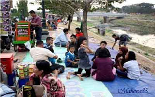 Ngabuburit dI Taman Mini Indonesia Indah, Jakarta Timur