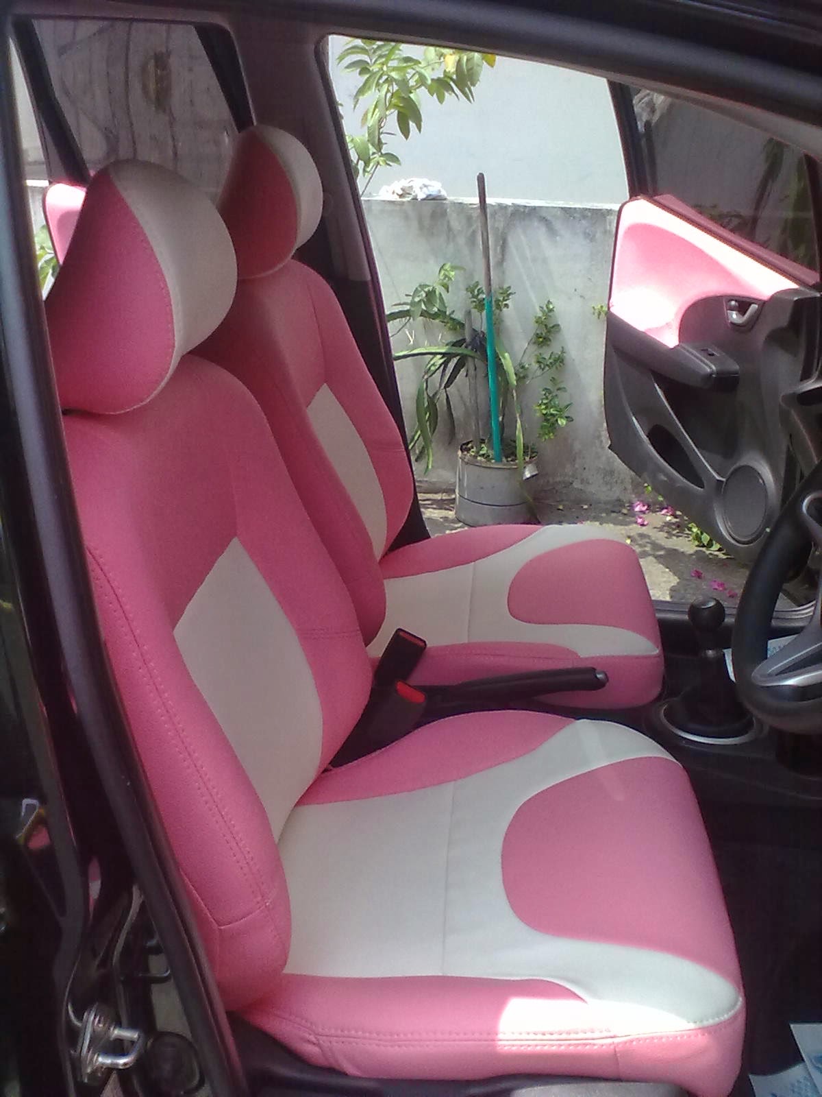 Kumpulan Modifikasi Mobil Honda Jazz Pink Rekanotomotif