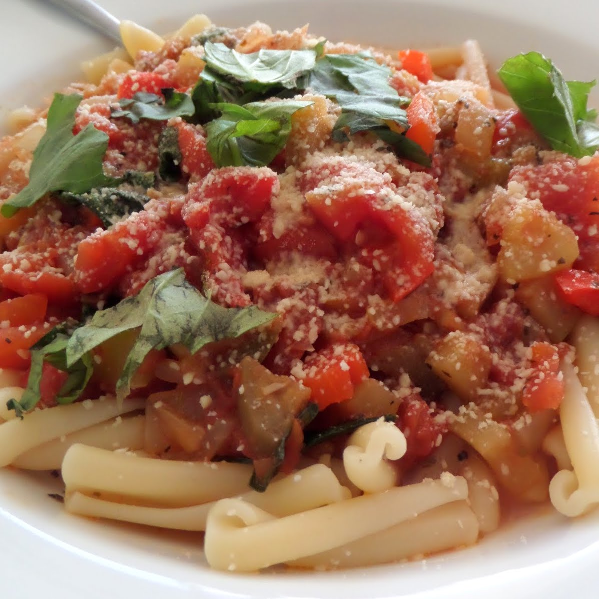 Very Veggie Pasta | Joybee, What's for Dinner?