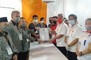 Paslon FDW-PYR jadi pendaftar pertama sebagai calon Bupati dan Wakil Bupati Minsel di KPU