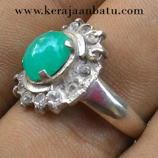 NATURAL GREEN GIOK FOR LADIES RING PERAK  KB305