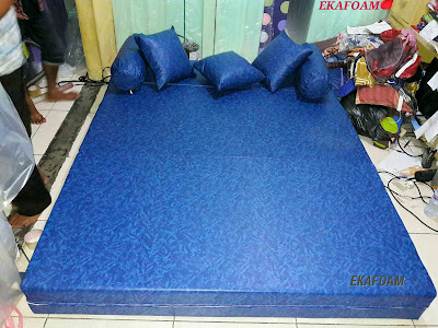 Gambar Contoh sofa bed inoac tahan air atau sofa bed anti air