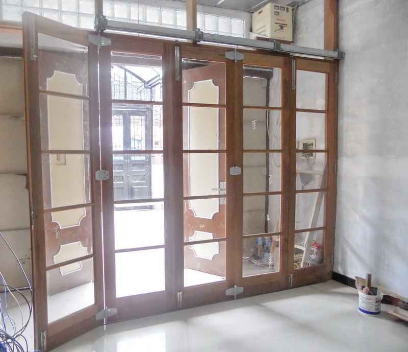 Top Terbaru 20 Daun Pintu Lipat