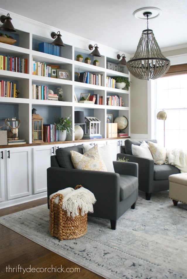 DIY wall of bookcases 