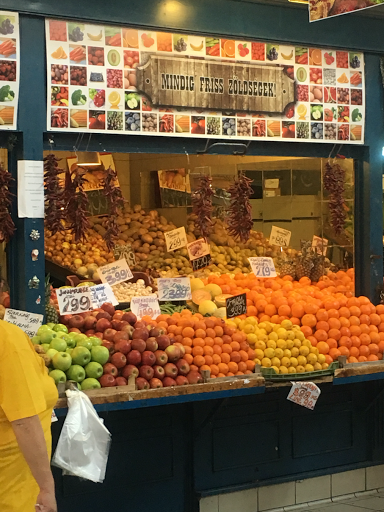 ハンガリー中央市場の野菜