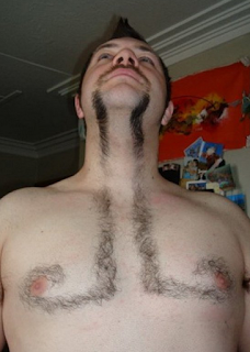 Las peores depilaciones masculinas - El bigote más largo del mundo