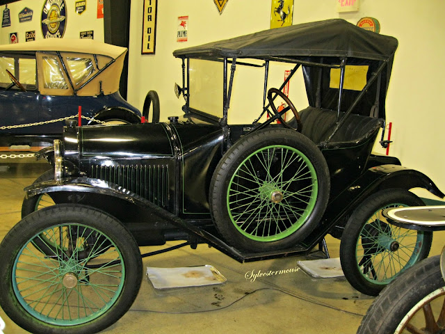 1915 Trumbull - Tupelo Automobile Museum - Photo by Cynthia Sylvestermouse