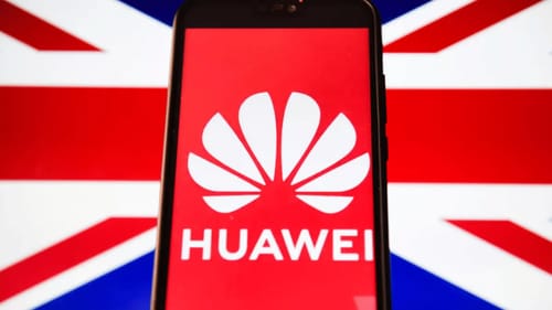 Huawei urges the UK to reconsider its 5G ban after defeating Trump