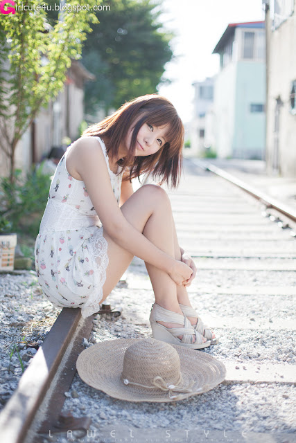 14 Ryu Ji Hye Outdoor and Indoor-very cute asian girl-girlcute4u.blogspot.com