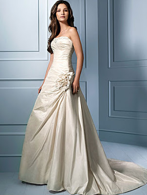 wedding dress 2011