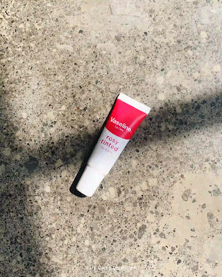 review vaseline rosy tinted lip balm
