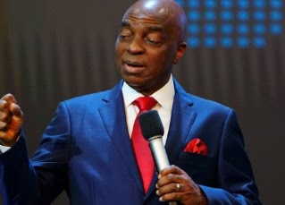 Bishop David Oyedepo Pays Condolence Visit To Late Prophet Samuel Abidoye Family 
