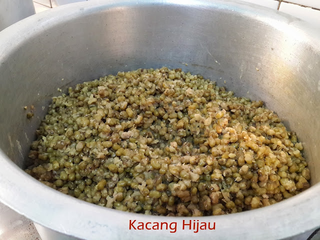 Sajian Dapur Bonda: THE MAKING OF `BUBUR ASYURA STAIL 